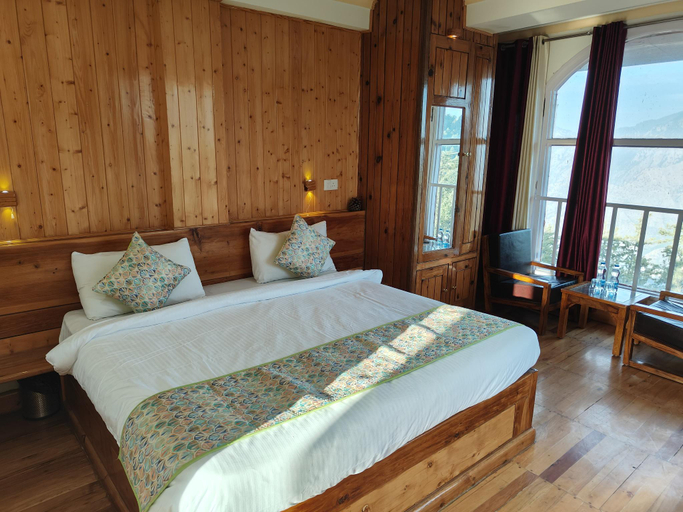 Bedroom 3, Hotel Savi Shallidrishya, Shimla