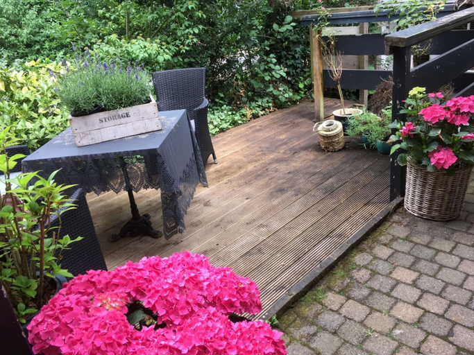 Balcony 4, Cozy Cottage in Bergen With Terrace, Bergen