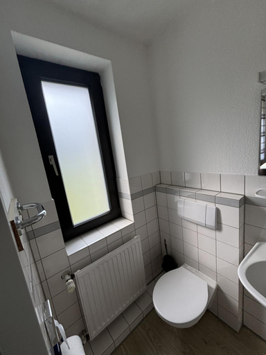 Bathroom 4, Haus der Begegnung - Schonstattzentrum im Bistum Aachen, Städteregion Aachen