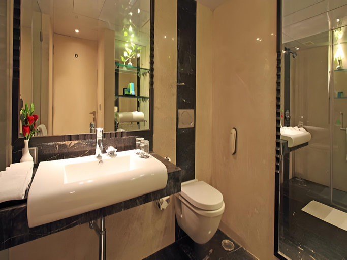 Bathroom 4, Halcyon Hotel Residences Bangalore, Bangalore