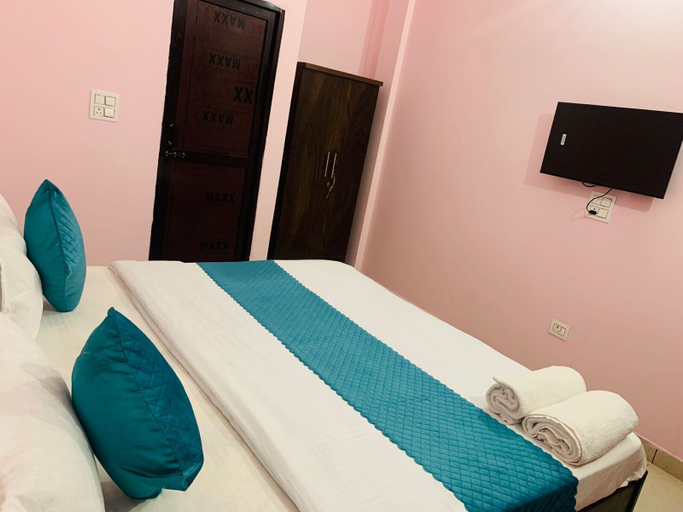 Others 5, Mahadev Homestay, Sahibzada Ajit Singh Nagar