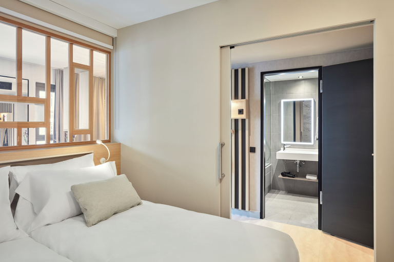 Bedroom 3, Adagio Stuttgart Neckarpark, Stuttgart