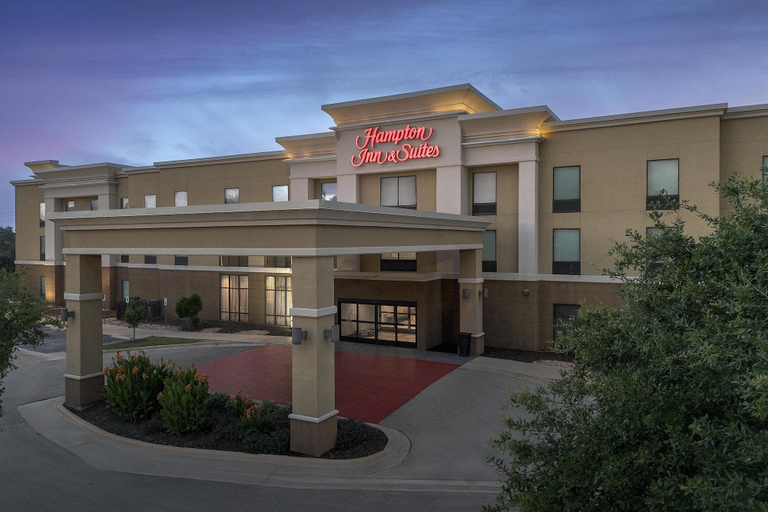 Exterior & Views 2, Hampton Inn & Suites Georgetown/Austin North, Williamson