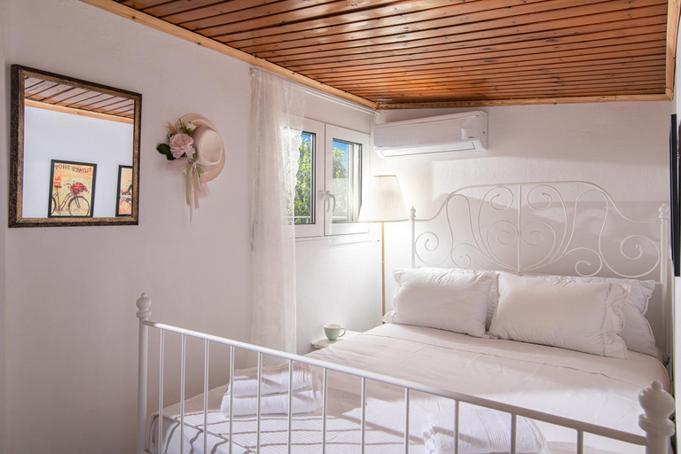 Bedroom 2, Nikos Sunset Penthouse, Crete