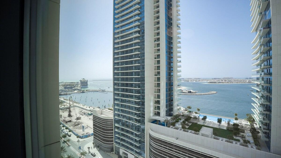 Others 4, Beachfront 1 BR - Marina Vista, Dubai