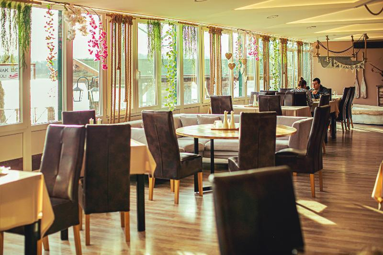 Food & Drinks 5, Martoni Resort & Restaurant, Ráckeve