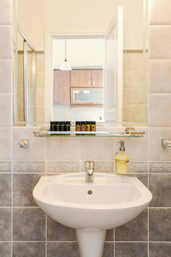 Bathroom 5, Yakinthos Residence, South Aegean