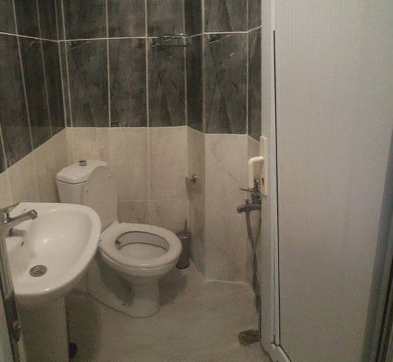 Bathroom 3, Birol Hotel, Beyoğlu