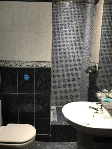 Bathroom 4, Ch Otello Rooms Madrid, Madrid