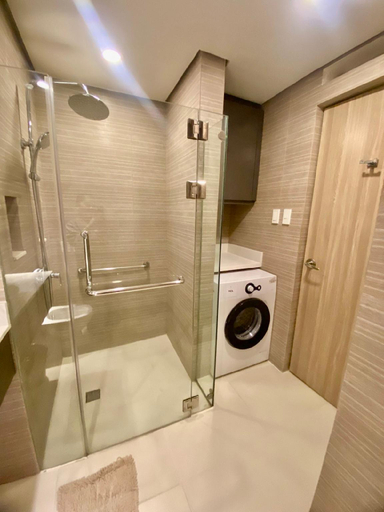Bathroom 3, GBA Condotel at Bonifacio Civic Center Tower, Taguig