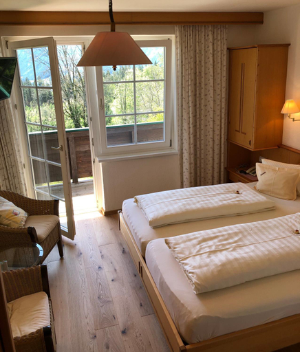 Bedroom 2, Landhaus Luhrmann, Liezen