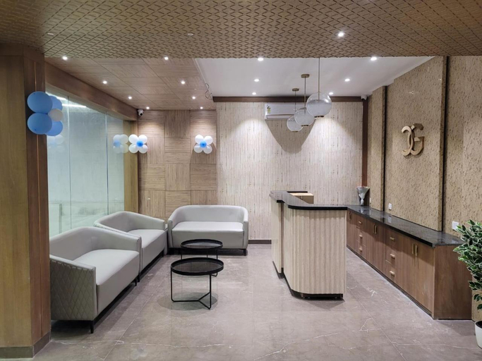 Others 5, COSMO GRANDE, Chennai