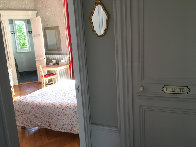 Bedroom, Domaine du Perrier, Loire