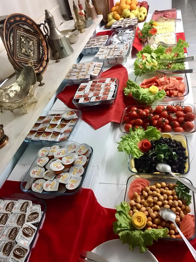 Food & Drinks 3, Bolu Otel, Merkez