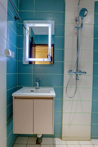 Bathroom 3, Hotel Residence Narita, Wouri