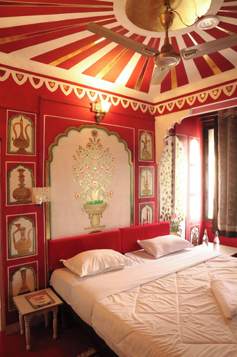 Bedroom 4, Island Tower Guest House, Udaipur