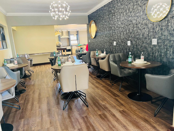 Food & Drinks 4, Omni The Pillar Boutique Hotel, Mangaung