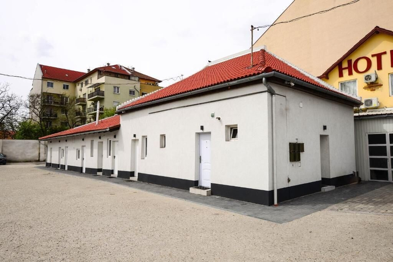 Exterior & Views, Chesscom Guesthouse, Budapesti