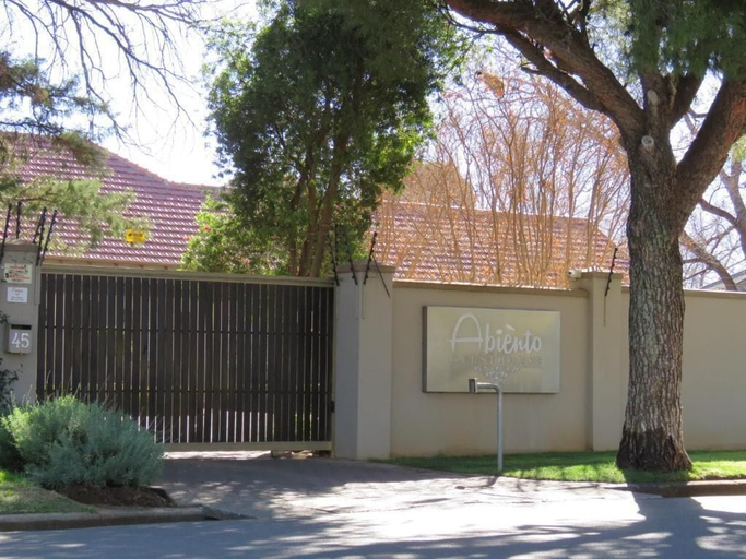 Exterior & Views 2, Abiénto Guesthouse, Mangaung