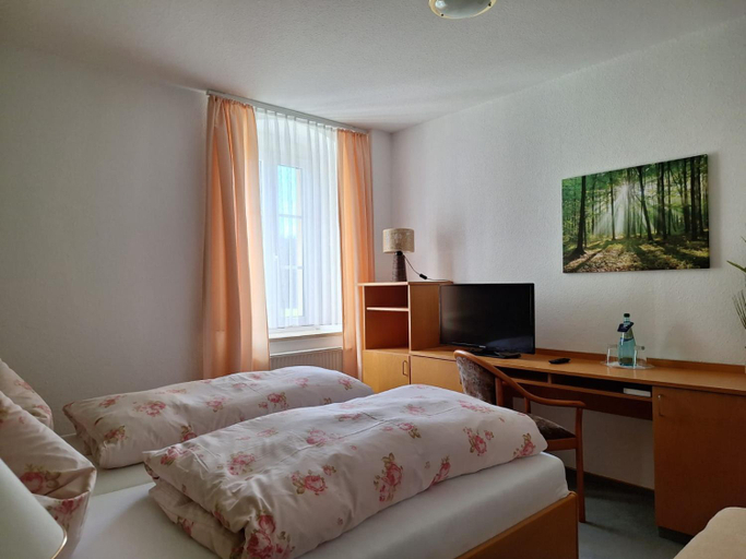 Bedroom 4, Hotel Heilbrunnen, Erzgebirgskreis
