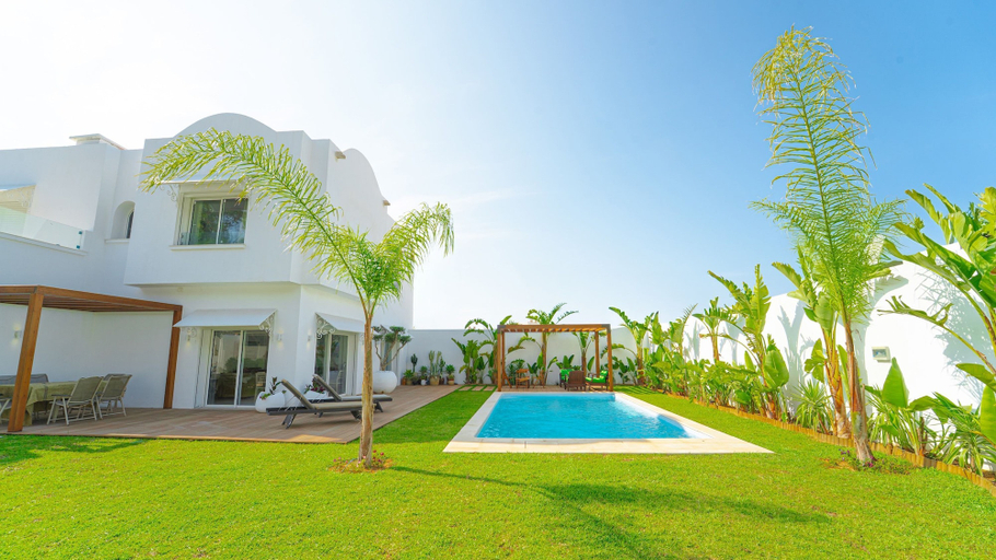 Room 4, La Marina Secure Seaside With Pool, La Marsa