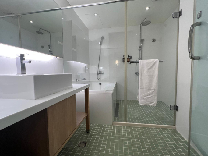 Bathroom 3, Forward Hotel, Taipei City