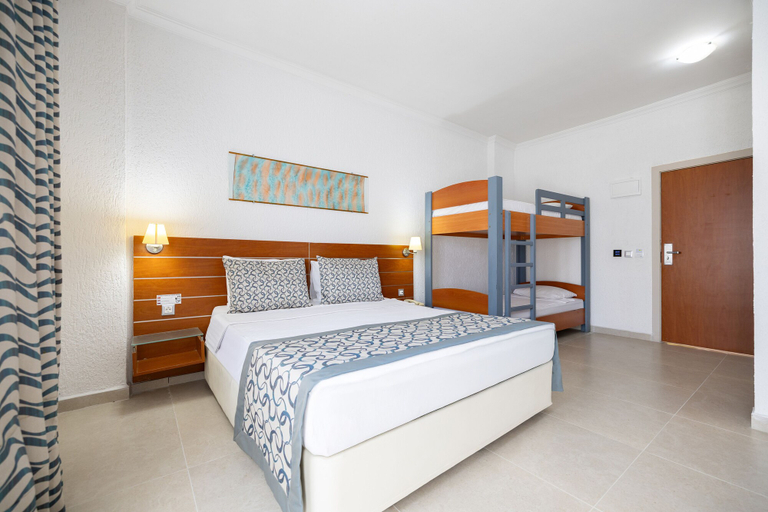 Bedroom 3, Petunya Beach Resort - All Inclusive, Bodrum