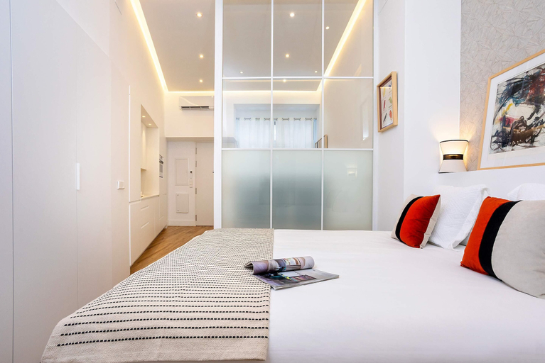 Others 5, Charming Apartment in Triana. Castilla IV, Sevilla