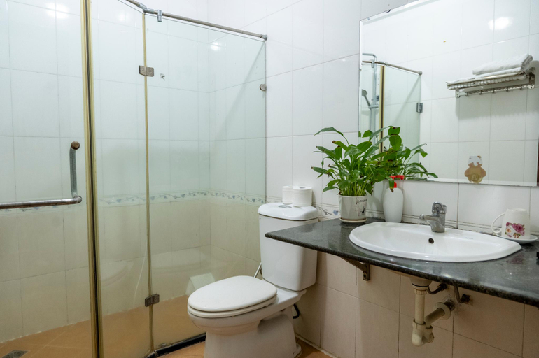 Bathroom 4, Clover Hanoi Hotel - City Center, Đống Đa