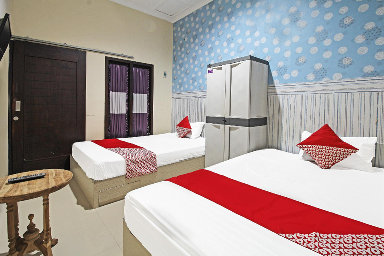 Bedroom 3, Hotel O Family Guest House Syariah, Tulungagung