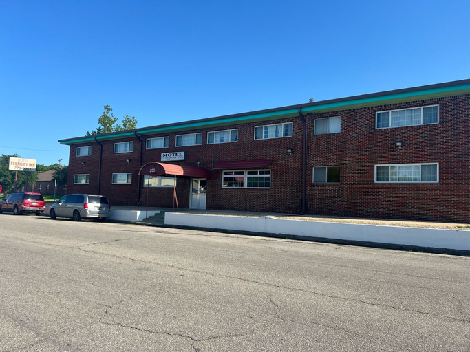 Exterior & Views 2, Economy Inn, Bell