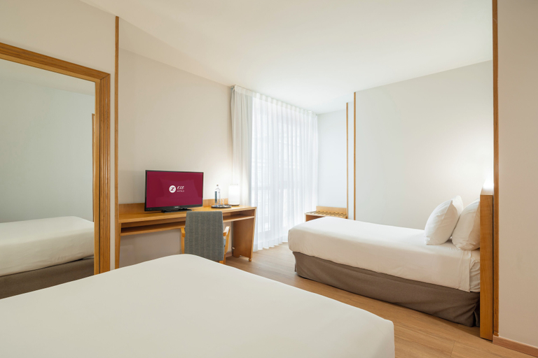 Bedroom 4, Exe Area Central, A Coruña