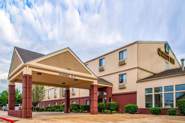 Exterior & Views 1, Quality Inn Moore, Cleveland