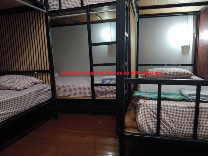 Bedroom 3, Sleep With Me Hostel, Phra Nakhon