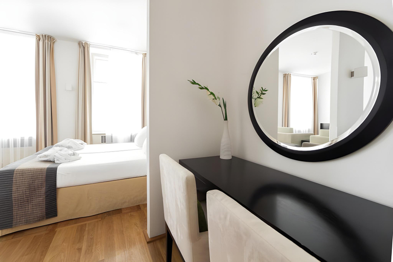 Bedroom 2, Golden Angel Suites by Adrez Living, Praha 1