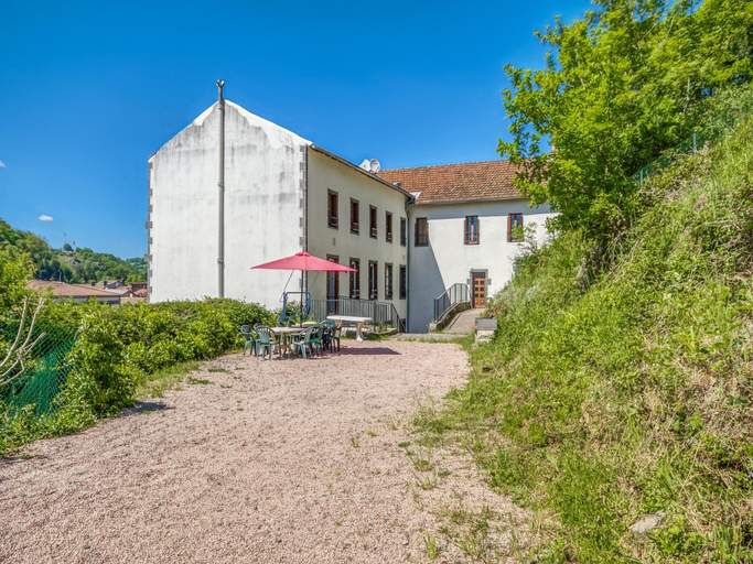 Others 2, Cottage in Pontgibaud by Volcano Park, Puy-de-Dôme