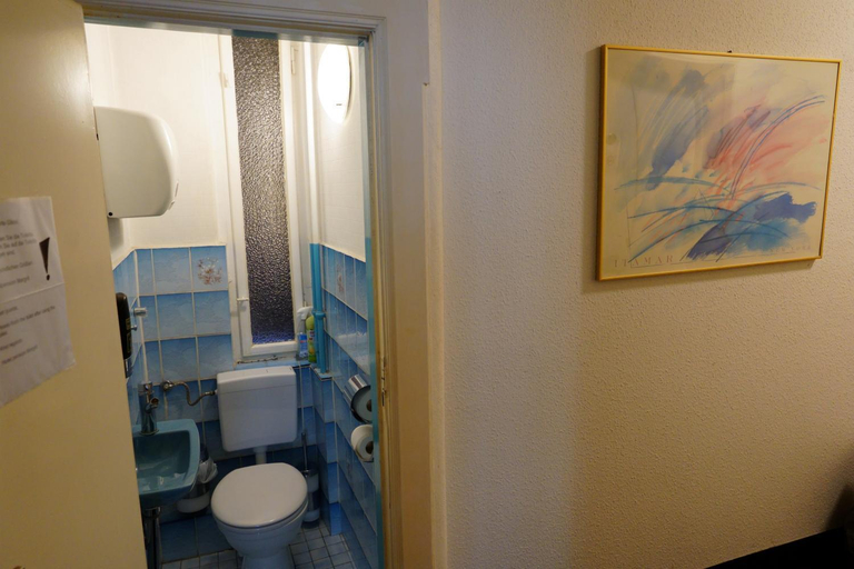 Bathroom 4, Hotelpension Margrit, Berlin