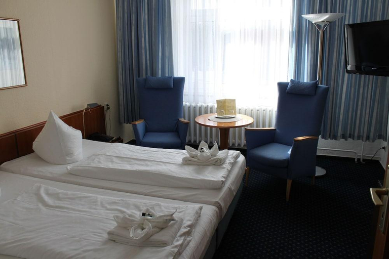 Bedroom 3, "Sanddorn", Kur- und Ferienhotel, Direkte Strandlage, Fahrstuhl, Rostock