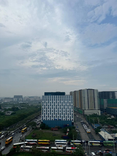 Others 4, L condotel, Parañaque