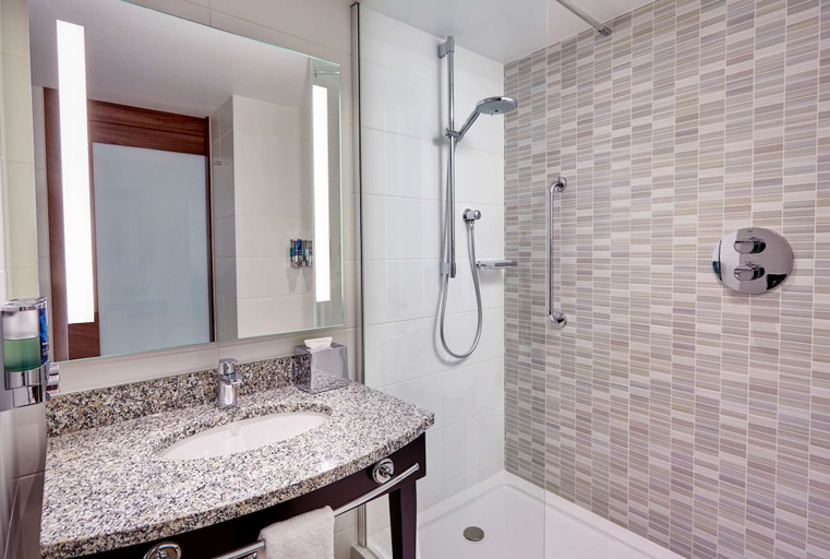 Bathroom 4, Hampton by Hilton Bournemouth, Poole
