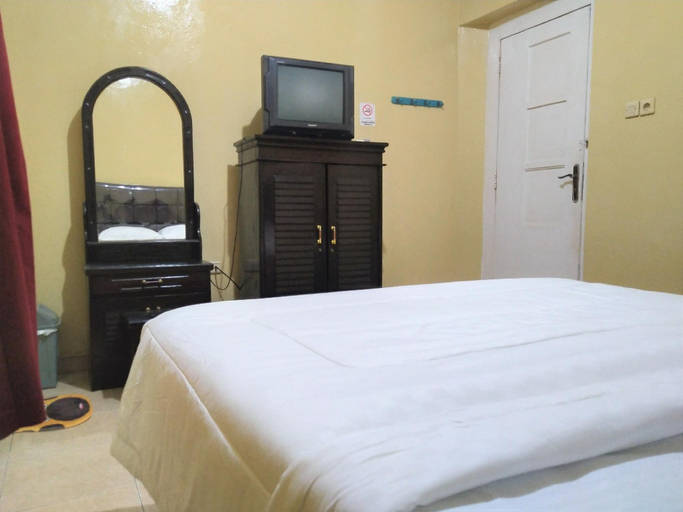 Bedroom 14