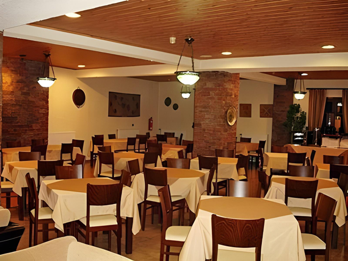 Food & Drinks 5, Hotel Kynaitha, West Greece