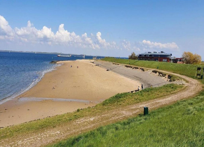 View from property 4, Comfortable Cottage With Wifi Near the Oosterschelde, Kapelle