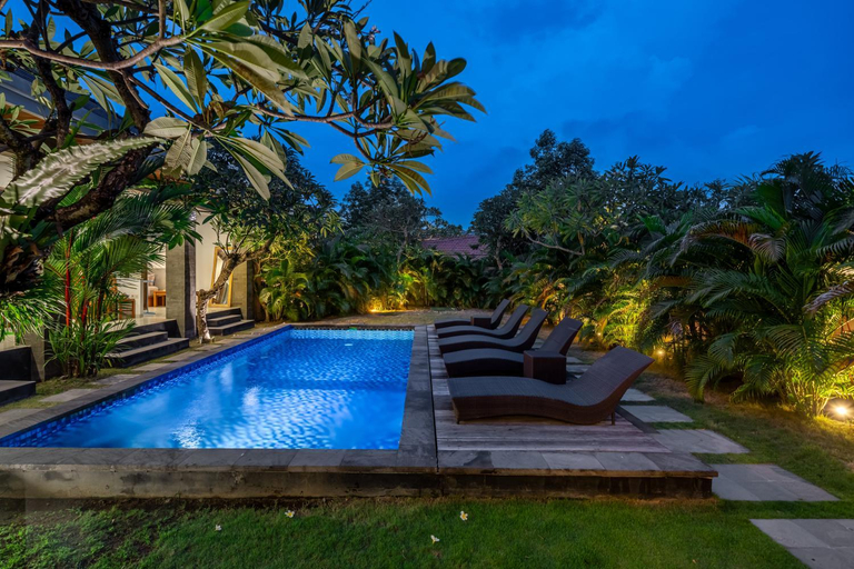 Sport & Beauty 2, Villa Aruna Batu Bolong Beauty 5 bed air/con living, Badung