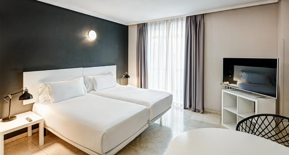 Bedroom 4, Sercotel Togumar, Madrid