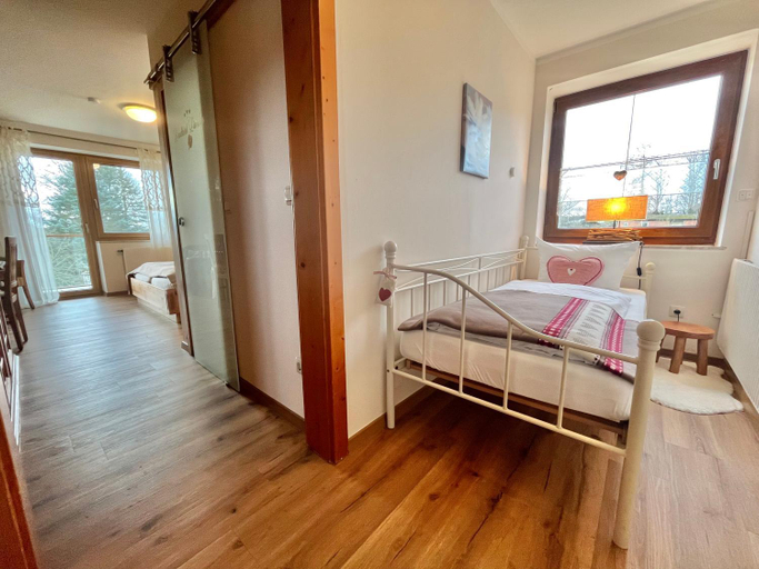 Bedroom 4, Landhotel Fuchsbau, Neustadt an der Waldnaab