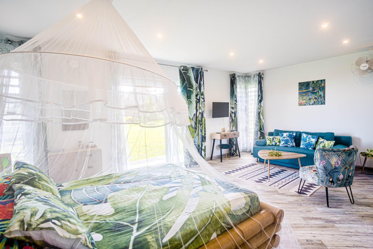 Bedroom 2, Vai iti LODGE