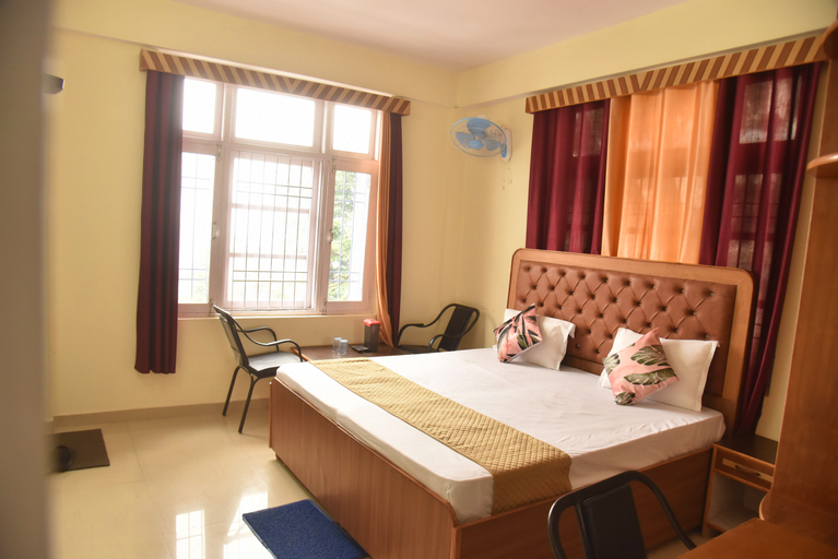Bedroom 2, Boho Stays near Mall, Shimla