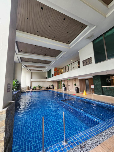 Sport & Beauty 2, Muji KL Tower Makati Greenbelt (w/ Pool Access), Makati City