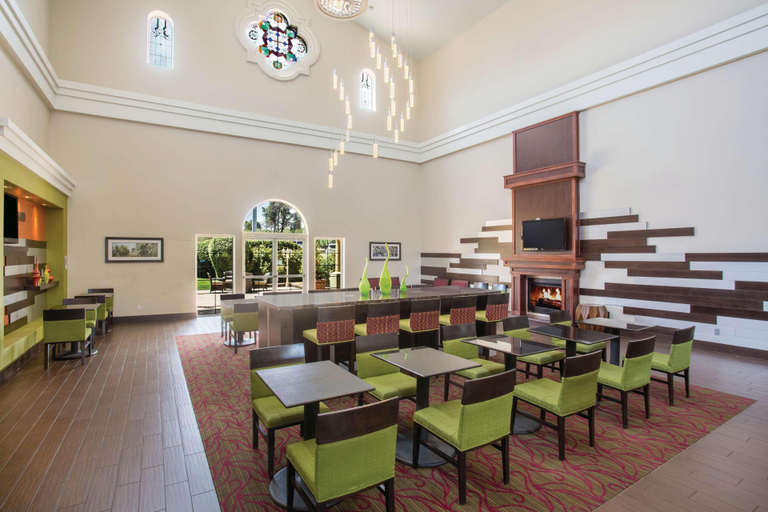 Food & Drinks 5, La Quinta Inn Suites Conference Center Prescott, Yavapai